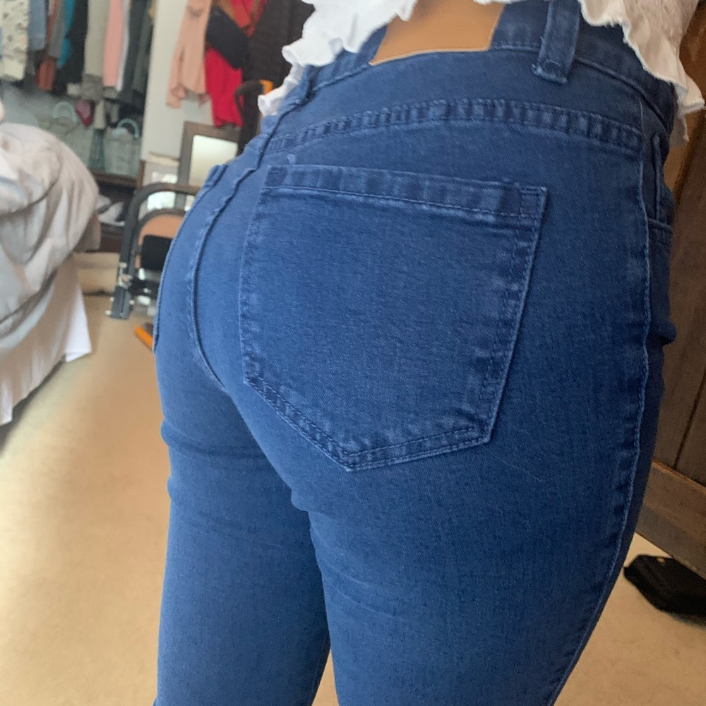 Skinny jeans